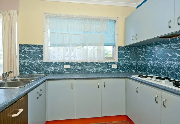 Fifth view of Homely house listing, 8 Oregon Street, Marsden QLD 4132