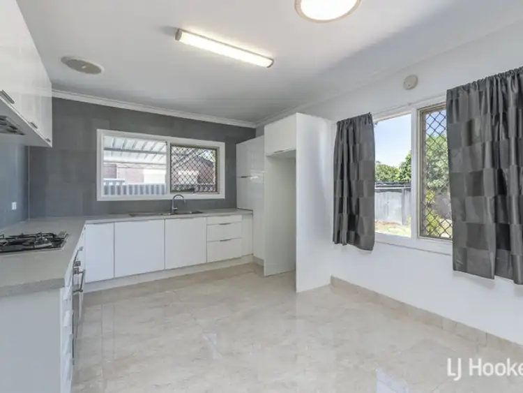Second view of Homely house listing, 19 Marlow Way, Thornlie WA 6108
