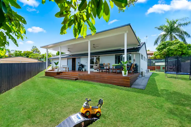 4 Magill Court, Carrara QLD 4211