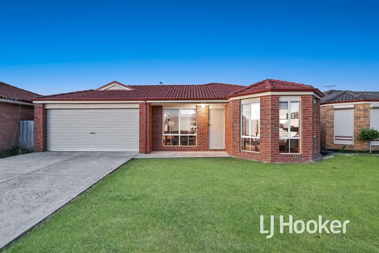 9 Rossi Close, Pakenham VIC 3810