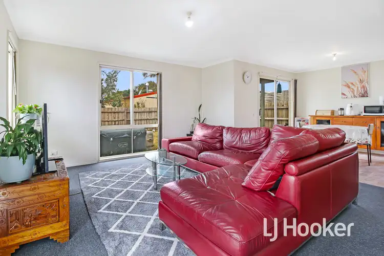 Sixth view of Homely house listing, 16 Linmac Crescent, Hampton Park VIC 3976