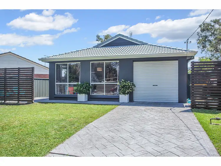 9 Allen Avenue, Forster NSW 2428
