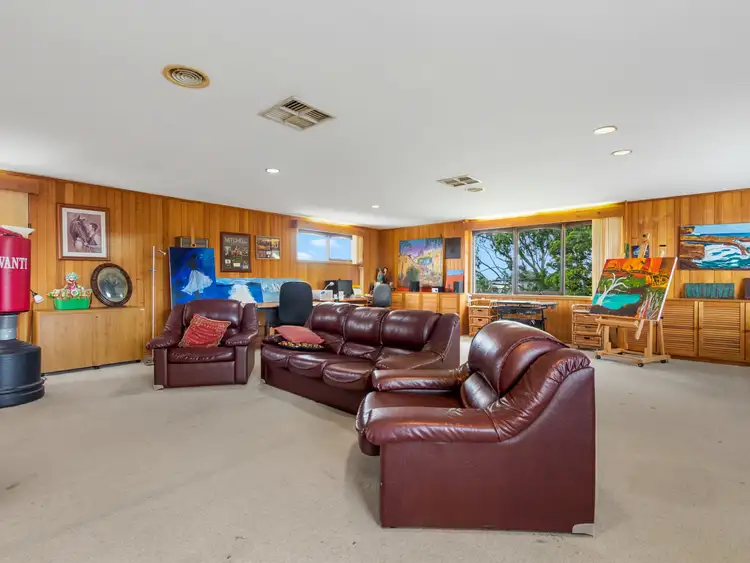 Fifth view of Homely house listing, 8 Ovens Crt, Mentone VIC 3194