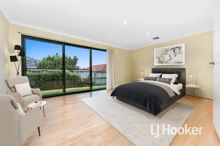 Fifth view of Homely house listing, 4 Azimuth Close, Narre Warren South VIC 3805