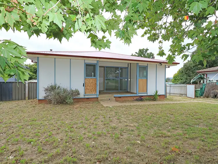 38 Ziegler Avenue, Kooringal NSW 2650