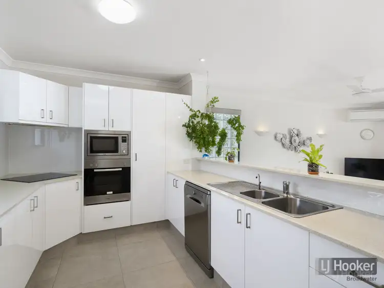 Third view of Homely villa listing, 27/100 Morala Avenue, Runaway Bay QLD 4216