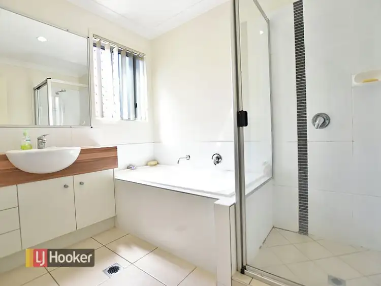 Seventh view of Homely house listing, 8 Brimstone Court, Kallangur QLD 4503