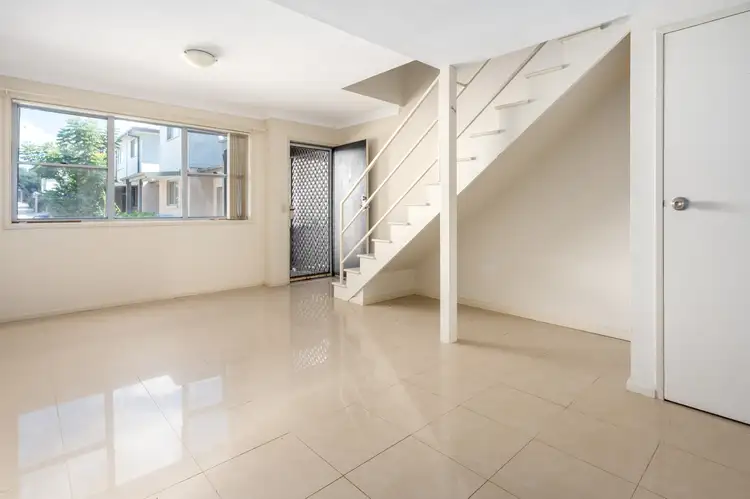 Third view of Homely unit listing, 5/3 Kerrie Close, Telarah NSW 2320