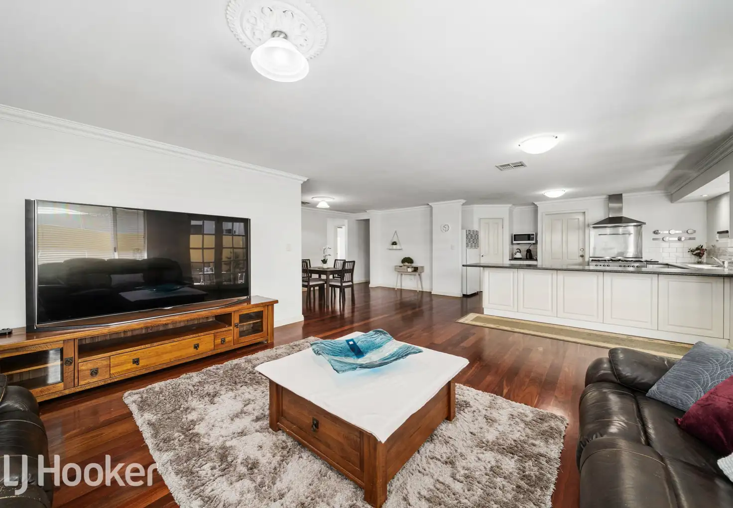 Main view of Homely house listing, 11 Mofflyn Circle, East Victoria Park WA 6101