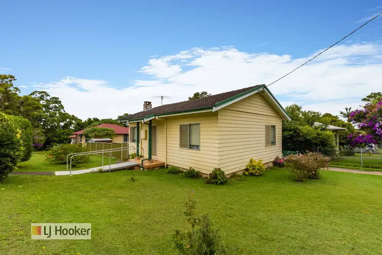 2 Edinburgh Street, Raymond Terrace NSW 2324