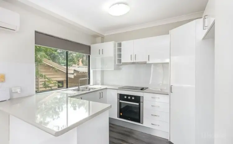 Main view of Homely unit listing, 1/143 Frank Street, Labrador QLD 4215