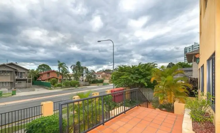 Fifth view of Homely unit listing, 1/143 Frank Street, Labrador QLD 4215