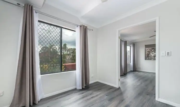 Sixth view of Homely unit listing, 1/143 Frank Street, Labrador QLD 4215