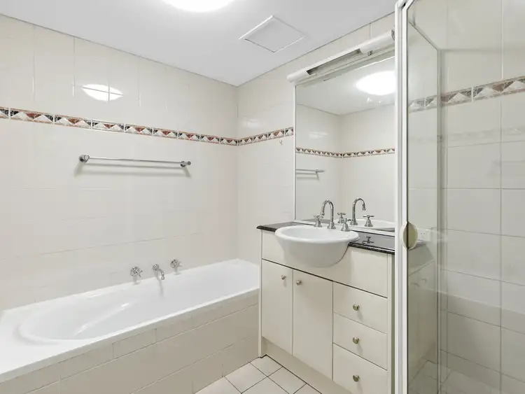 Fifth view of Homely unit listing, 7/2 Taylors Drive, Lane Cove NSW 2066
