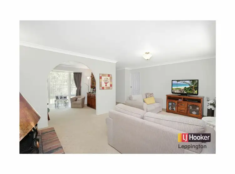 24 Mark Road, Rossmore NSW 2557