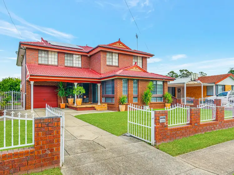 Third view of Homely house listing, 6 Christie Street, Prairiewood NSW 2176