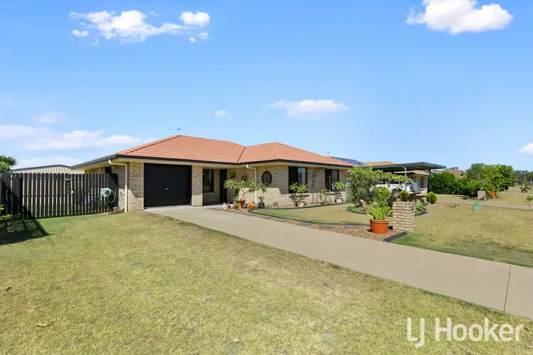 17 Bronton Way, Point Vernon QLD 4655