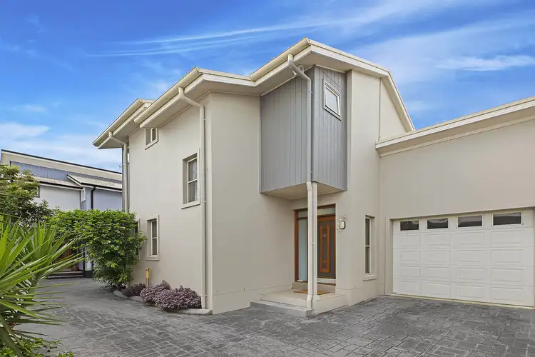 2/26 Bondi Road, The Entrance North NSW 2261