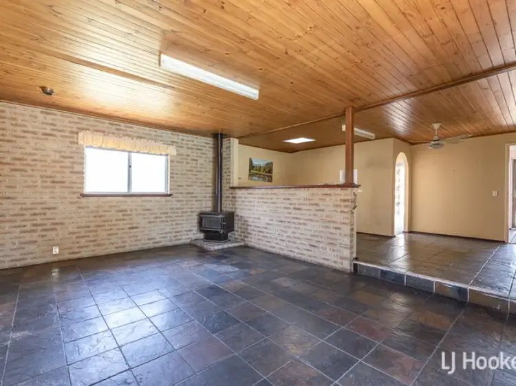 Third view of Homely house listing, 2 Sutherland Drive, Thornlie WA 6108