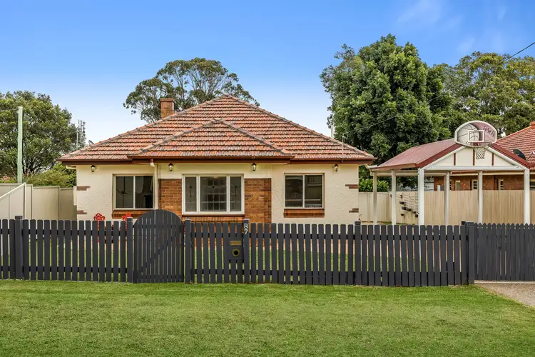 87 Phillip Street, South Toowoomba QLD 4350