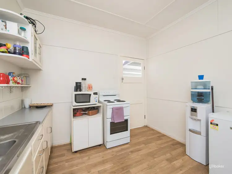 Fifth view of Homely house listing, 146 Richardson Road, Park Avenue QLD 4701