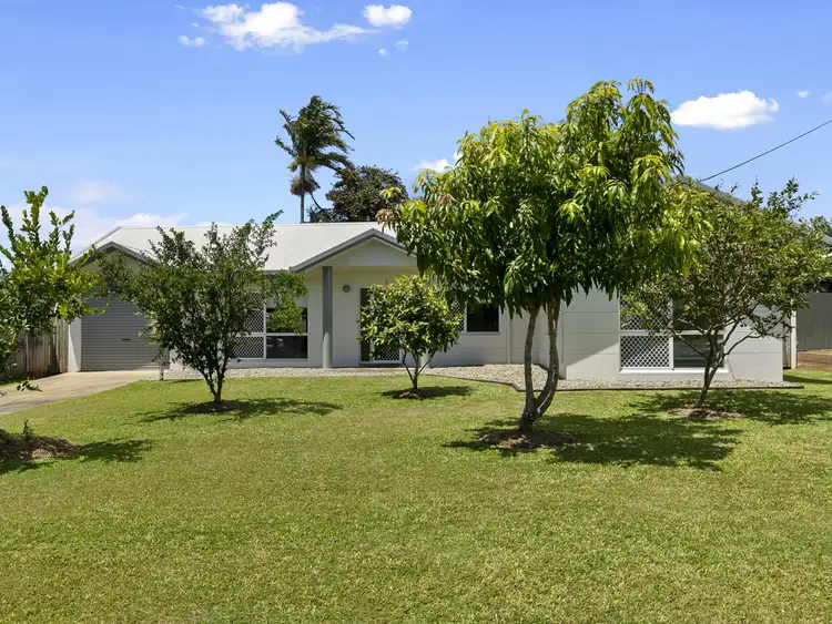 3 Jadana Close, Mooroobool QLD 4870