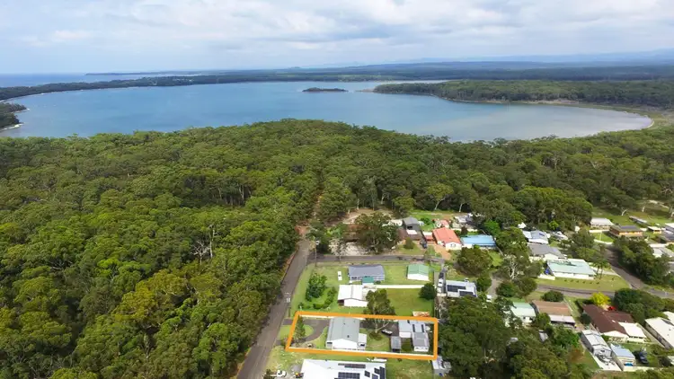 86 Medlyn Avenue, Sussex Inlet NSW 2540