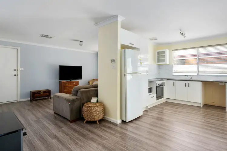 Third view of Homely house listing, 6 TRUSCOTT COURT, South Kalgoorlie WA 6430