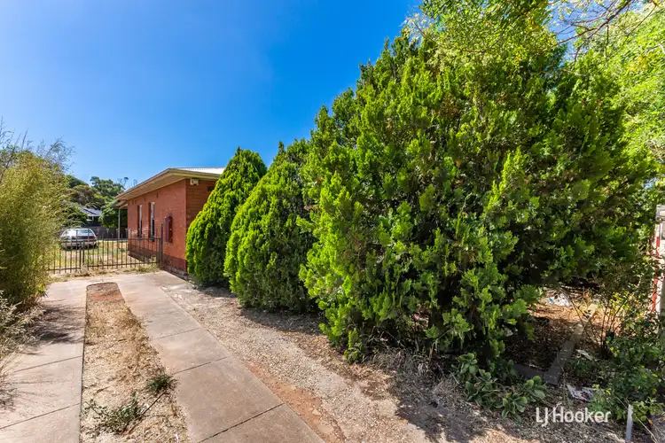 27 & 29 Clarendon Street, Davoren Park SA 5113