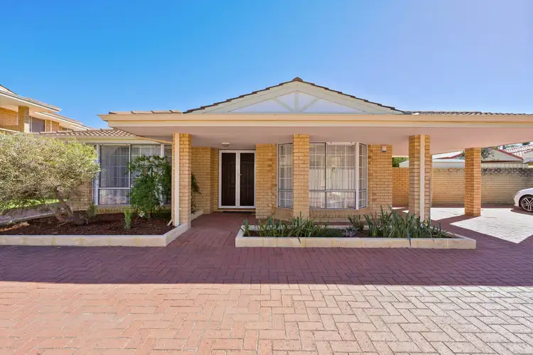2/437B Riverton Drive East, Shelley WA 6148