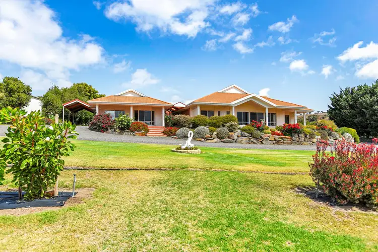 69 Whalers Road,, Encounter Bay SA 5211