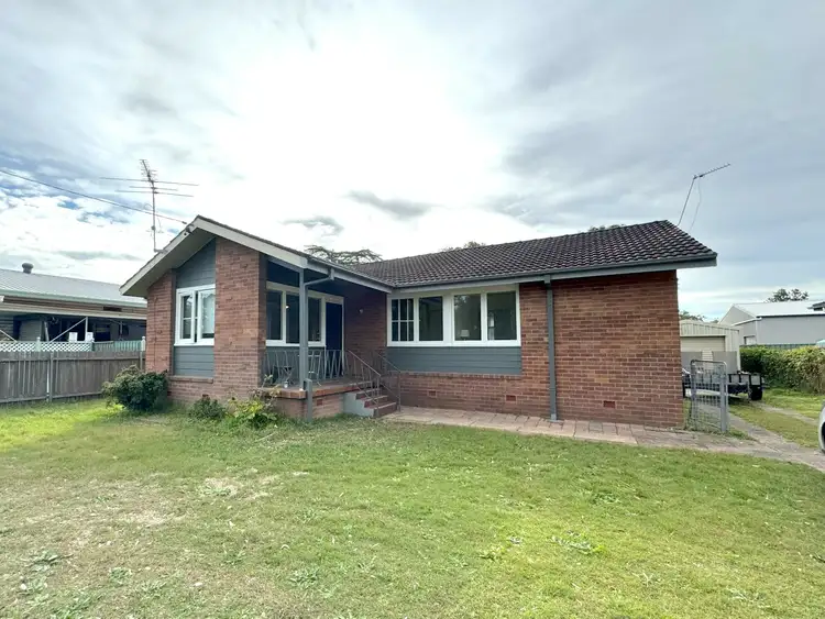 26 Howe Street, Singleton NSW 2330