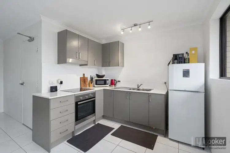 Main view of Homely unit listing, 6/25 Bath Street, Labrador QLD 4215