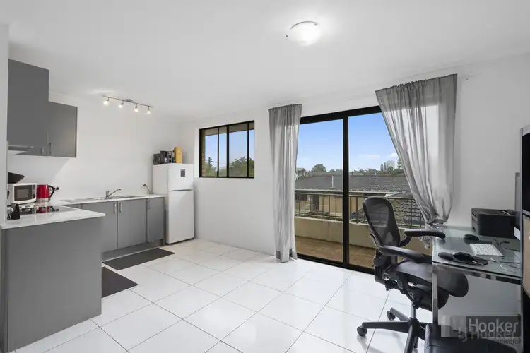 Fourth view of Homely unit listing, 6/25 Bath Street, Labrador QLD 4215