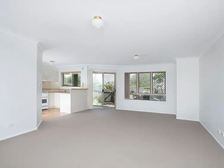 2/560 Old Cleveland Road, Camp Hill QLD 4152