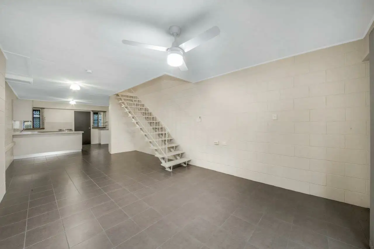 Main view of Homely unit listing, Unit 7/21 Charles Street, West Gladstone QLD 4680
