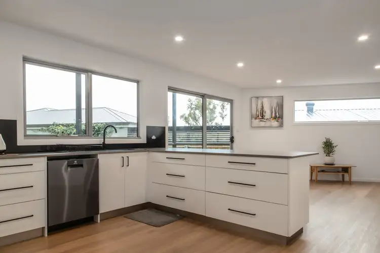 Fifth view of Homely unit listing, 2/5 Chisholm Place, Glenorchy TAS 7010