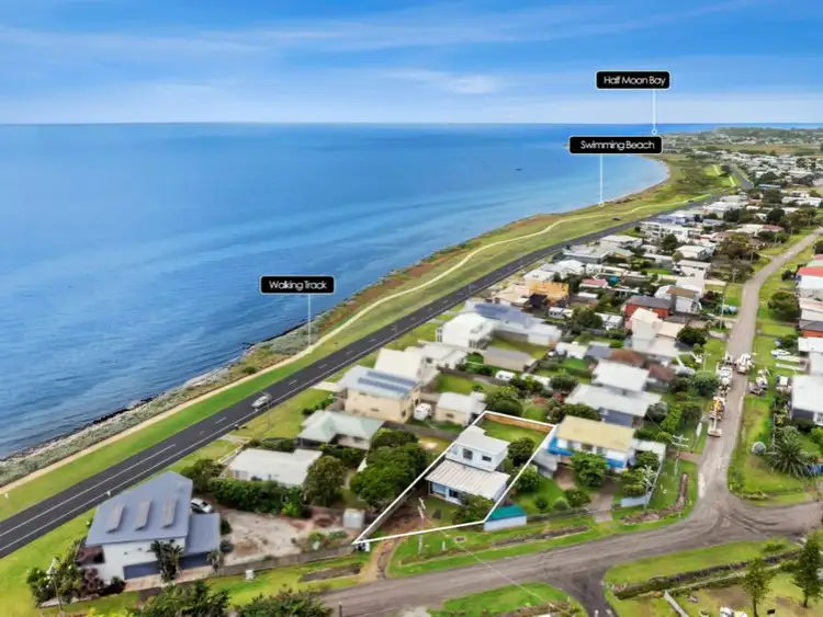 3 Grassy Point Road, Indented Head VIC 3223
