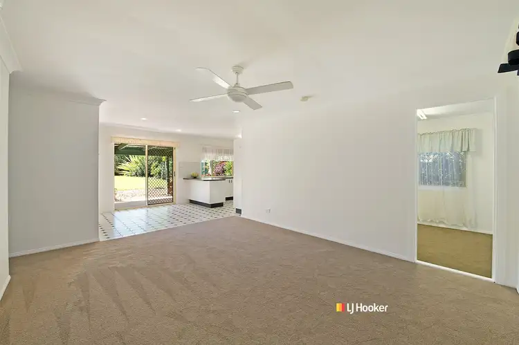 Fifth view of Homely house listing, 4 Tallowwood Court, Kallangur QLD 4503