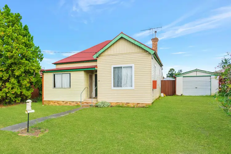 18 Landon Street, Fairfield East NSW 2165