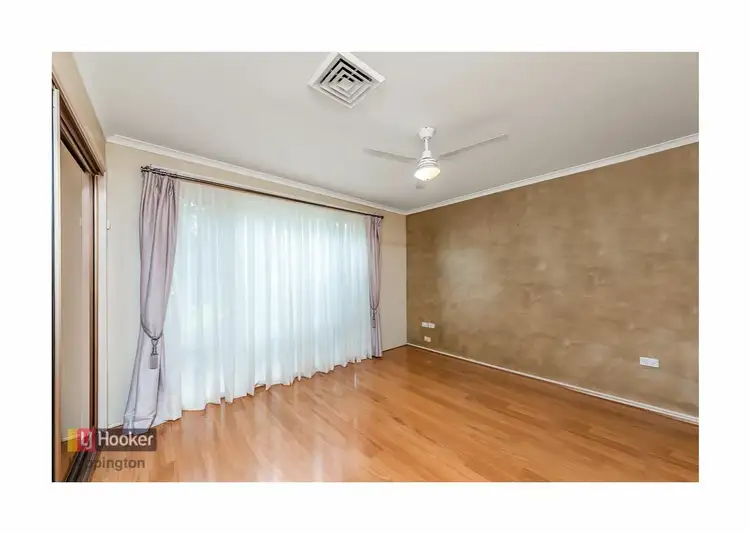 Fifth view of Homely house listing, 10 Julia Close, West Hoxton NSW 2171