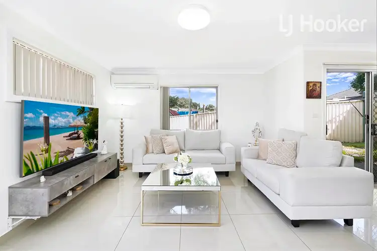 19 Hutchens Avenue, Mount Pritchard NSW 2170