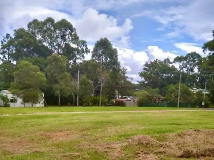 46 Crest Haven, Lamb Island QLD 4184