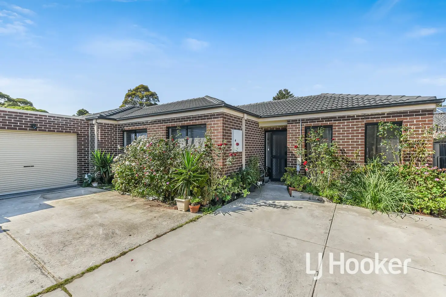 Main view of Homely house listing, Unit 2/42 Harry Street, Cranbourne VIC 3977