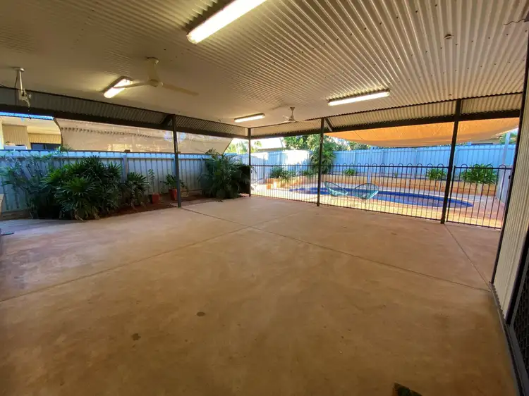 15 Rhonda Road, Baynton WA 6714