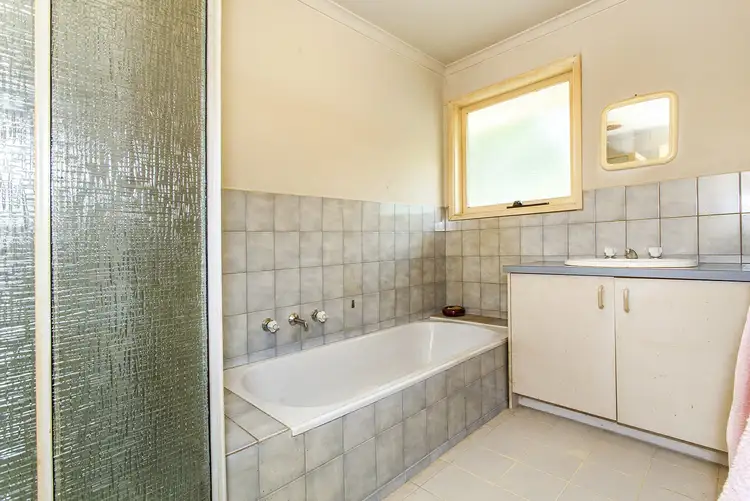 Fifth view of Homely unit listing, Unit 1/43 Taylors Road, Croydon VIC 3136