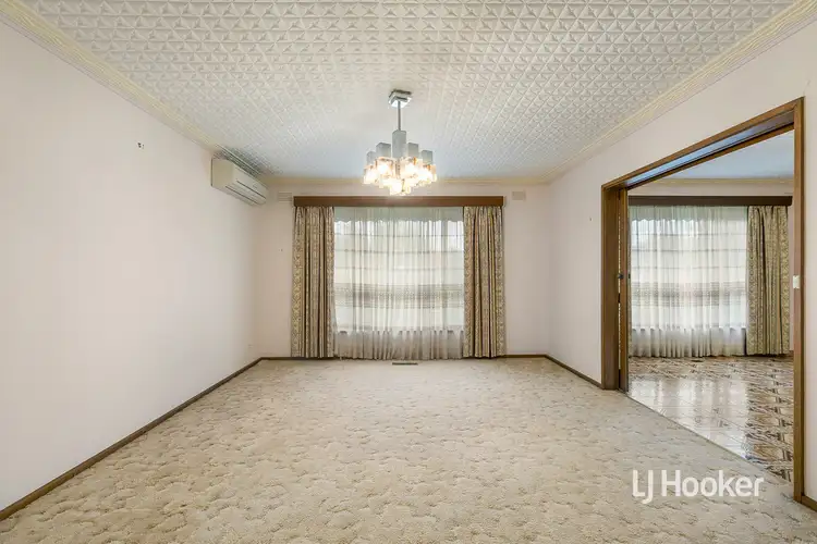 Fourth view of Homely house listing, 28 Third Avenue, Hoppers Crossing VIC 3029