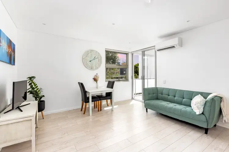 Third view of Homely unit listing, 24/72-74 Pacific Parade, Dee Why NSW 2099