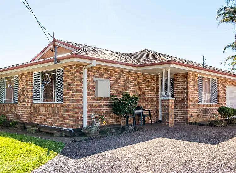 1/30 Arunta Avenue, Kariong NSW 2250