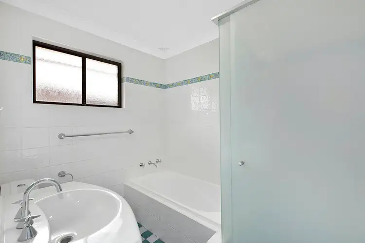 Sixth view of Homely house listing, 27 Turana Street, Killarney Vale NSW 2261
